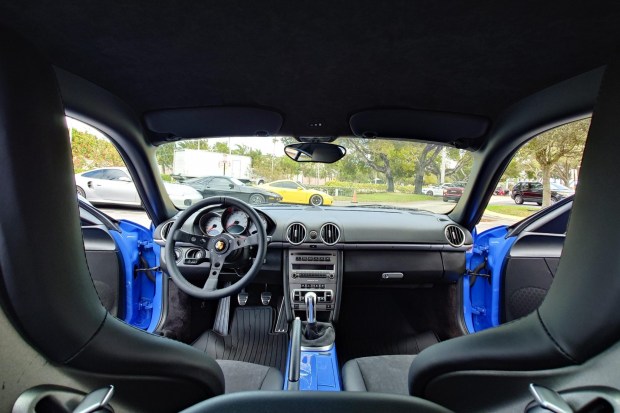 3.6L-Powered 2007 Porsche Cayman S 6-Speed