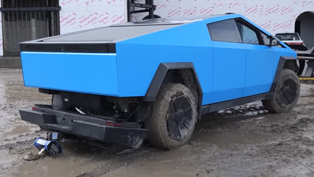 Torture Test Snaps Cybertruck’s Frame, Old Ram Holds Up Without Breaking A Sweat