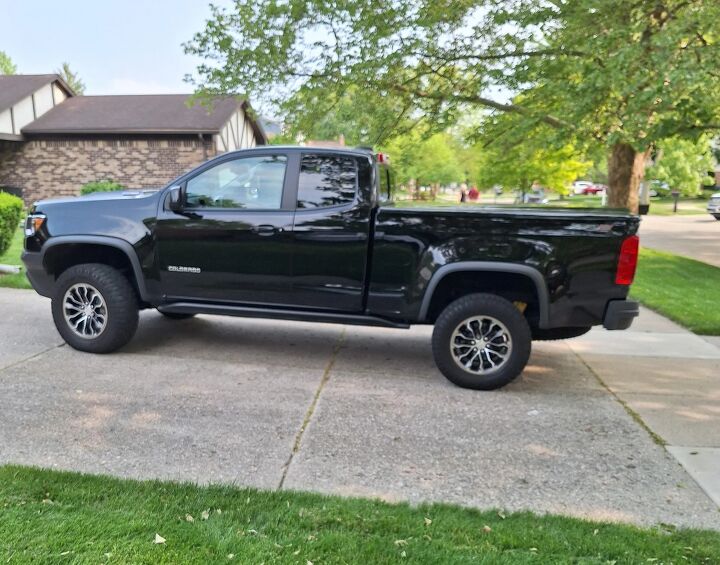 used car of the day 2017 chevrolet colorado zr2