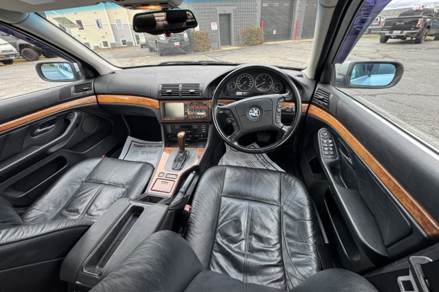 No Reserve: RHD 1997 BMW 528i