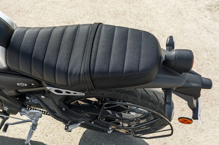 Yamaha XSR155 seat
