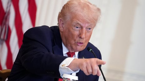 Trumps threatens to impose tariffs on countries opposing Greenland plan – video